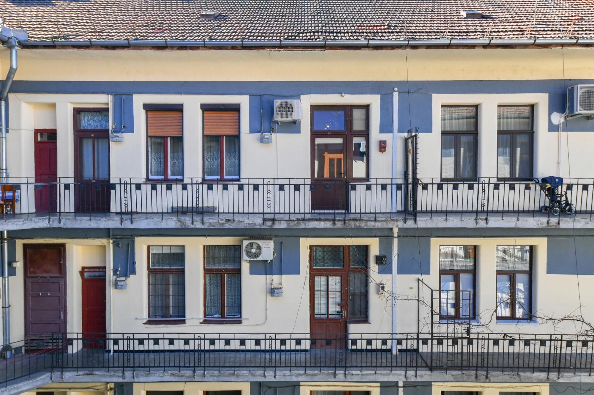 Carpe Diem Cluj エクステリア 写真